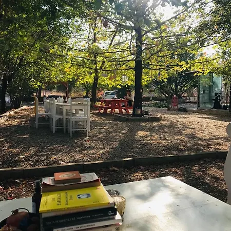 Kamp alanı Yol Glamping Kayaköy