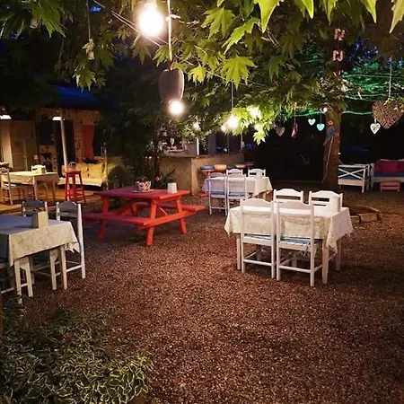 Kamp alanı Yol Glamping Kayaköy